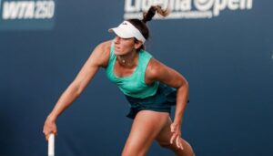 Solana Sierra salvó la jornada argentina en Wimbledon y avanzó a la segunda ronda