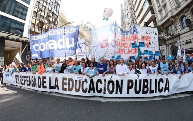 Tras los reclamos, el Gobierno anunció que se firmó un acuerdo para el financiamiento de las universidades