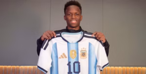 De sobrevivir al terremoto de Haití a la Selección Argentina: la conmovedora historia de Kiki, la joya de Vélez