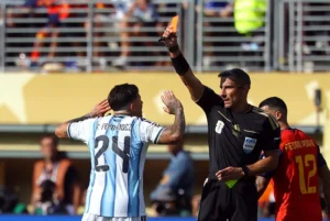 Slavko Vinčić se retiró tras dirigir la final del Mundial 2026 entre Argentina y España