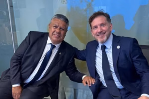 Domínguez respaldó a Tapia y aseguró que Argentina representa a toda Sudamérica