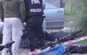 Tiroteo en Moreno: dos muertos y un policía en grave estado