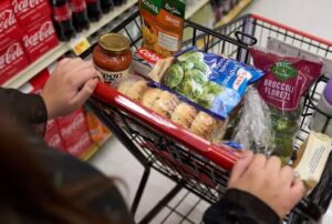Una familia necesitó más de $1,53 millones para no ser pobre