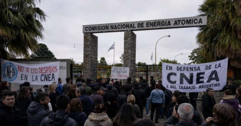 VIDEO | «Están paralizando proyectos estratégicos»: alertan tras los despidos en la CNEA y el futuro del reactor CAREM