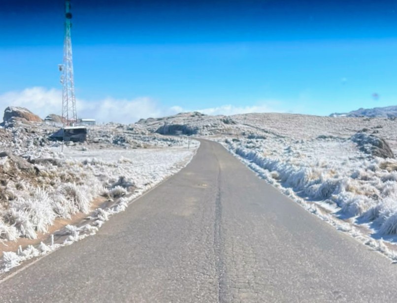 Frío extremo en San Luis: hay cortes preventivos en rutas por el congelamiento de la calzada