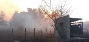 Contuvieron el incendio en Potrero de los Funes y Estancia Grande