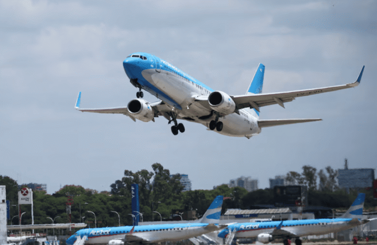 La Justicia de Estados Unidos obliga a la Argentina a pagar por la nacionalización de Aerolíneas