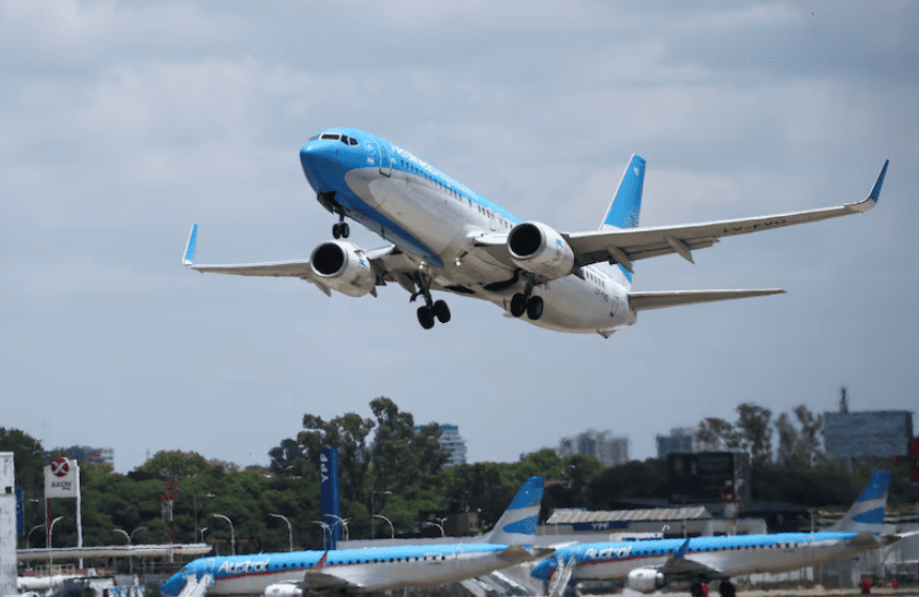 La Justicia de Estados Unidos obliga a la Argentina a pagar por la nacionalización de Aerolíneas - SanLuis24Noticias