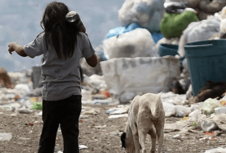 Ecos del ajuste: en los barrios populares solo comer se lleva el 93% de los presupuestos de los hogares