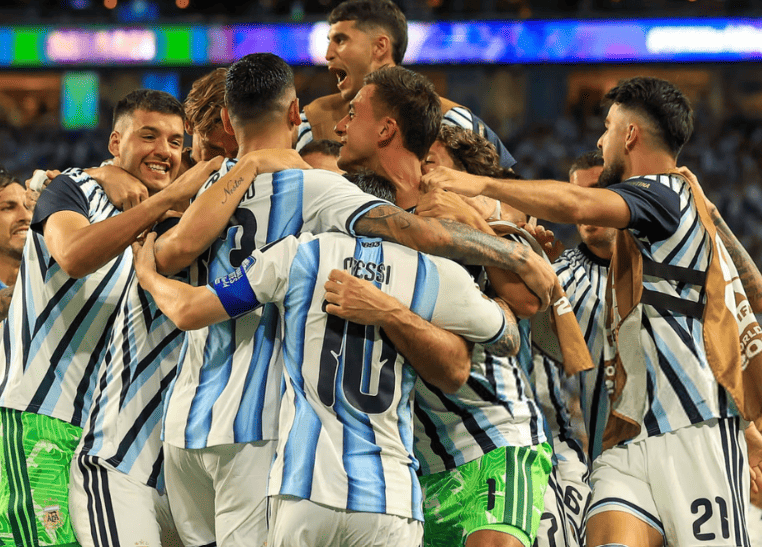 Se sufrió y se ganó: Argentina eliminó a Cabo Verde en un partido para el infarto