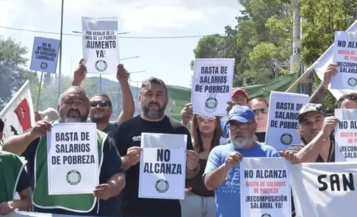 ATE consideró insuficiente el aumento y reclamó una urgente recomposición salarial para los estatales