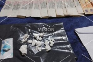 La Policía desarticuló un punto de venta de drogas en el B° República y detuvo a dos personas