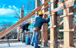 La construcción creció 6,3% entre abril y mayo pero no llega a recuperar la caída del modelo libertario
