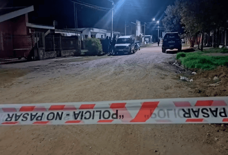 Brutal crimen en Córdoba: discutía con su pareja y su hijastro lo mató de una puñalada - SanLuis24Noticias