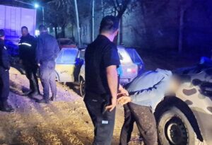 Persecución y dos hombres detenidos tras un disturbio con disparos en Juana Koslay