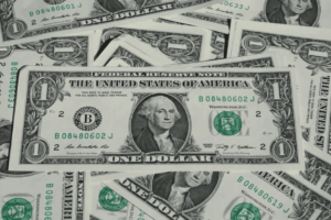 El dólar oficial volvió a subir y alcanzó un nuevo pico en lo que va de 2026