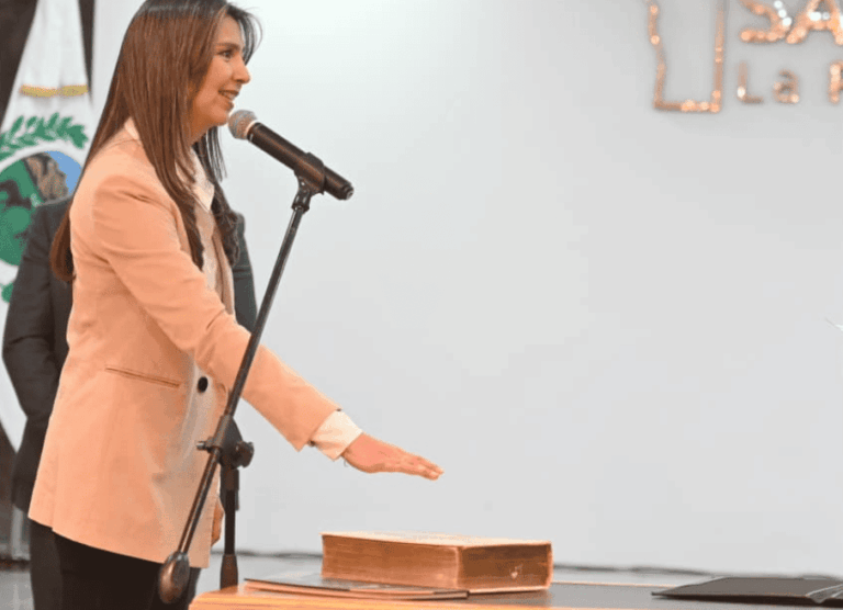 Eugenia Sosa Herrera asumió como ministra de Hacienda e Infraestructura Pública