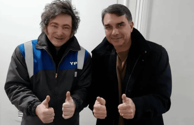El Gobierno de Brasil fulminó a Javier Milei por apoyar la campaña de Flavio Bolsonaro