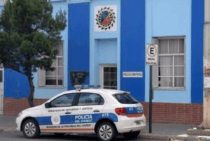 Comodoro Rivadavia: detuvieron a un hombre por echarle aceite caliente en la cara a su mujer