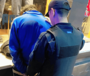 Detuvieron a un hombre acusado de robar productos de un carro gastronómico en San Luis