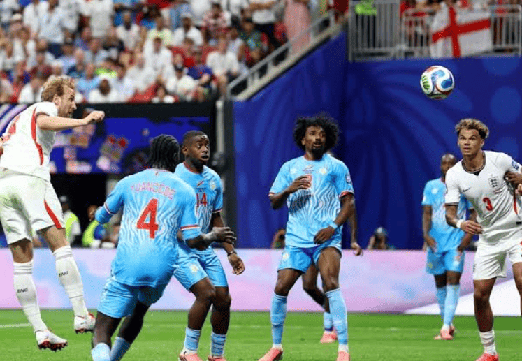 Por la jerarquía de Kane, Inglaterra se lo dio vuelta a RD Congo y se clasificó a octavos de final