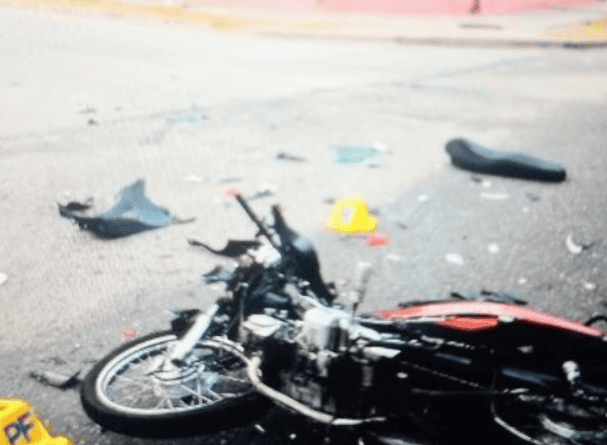 Una motociclista resultó herida tras un choque en la zona oeste y dio positivo de alcoholemia
