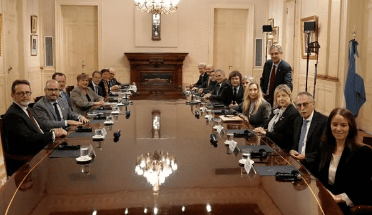 Kristalina Georgieva se entrevistó con Javier Milei en Casa Rosada y participó de la reunión de Gabinete ampliado