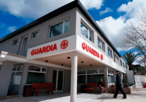 Una nena de dos años murió en Villa Gesell e investigan a su madre
