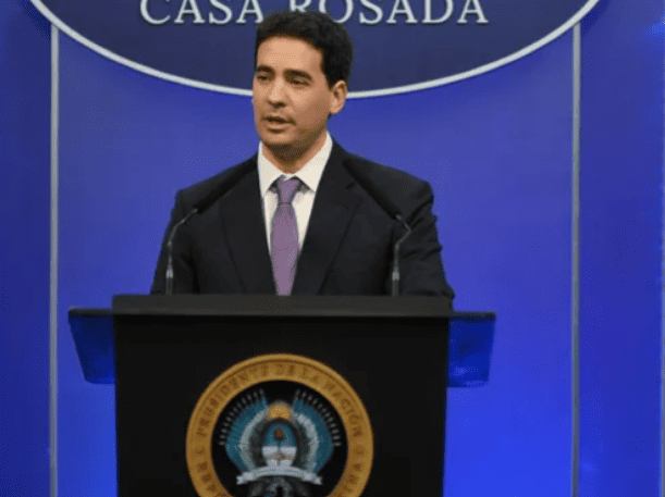 Ravier negó haber dicho que Argentina es un "país bananero" por reclamar la soberanía sobre Malvinas - SanLuis24Notic