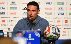 Lionel Scaloni habló luego del dramático pase a cuartos: «Estos jugadores no los van a dejar tirados»