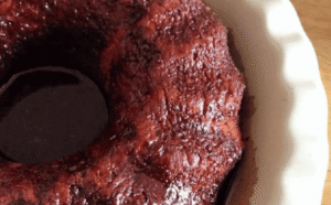 Torta húmeda de manzana y miel, la receta fácil y original para las tardes de invierno