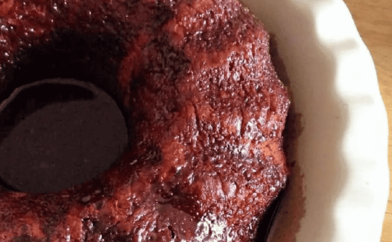 Torta húmeda de manzana y miel, la receta fácil y original para las tardes de invierno