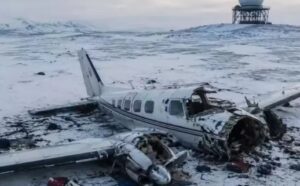 Tragedia en Alaska: un avión cayó y murieron ocho personas