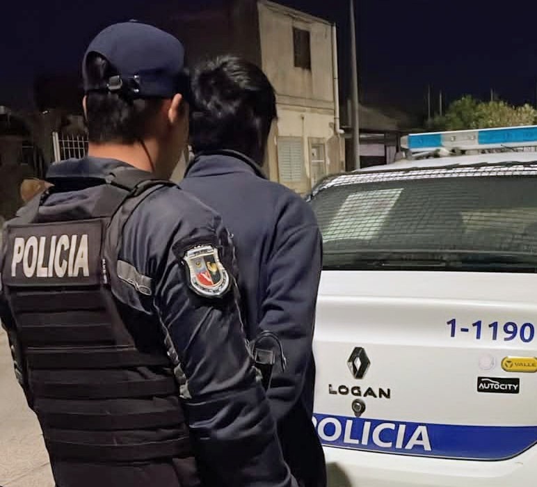 Denunció daños en su casa e intento de agresión de su pareja y terminó detenido