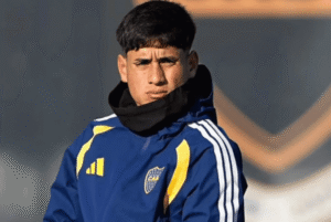 Malas noticias en Boca: Tomás Aranda se fracturó el peroné en el entrenamiento y será baja por varios meses