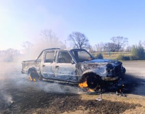 Se incendió una camioneta en la Autopista de las Serranías Puntanas