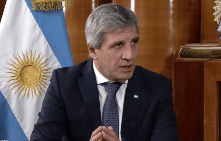 Diputados piden la interpelación de Luis Caputo para que explique el destino de los fondos viales