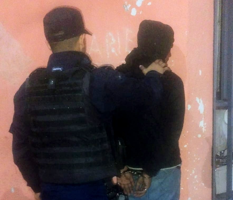Demoraron a un hombre que tenía pedido de captura por un robo