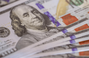 El dólar volvió a subir y cerró a $1.520 en el Banco Nación