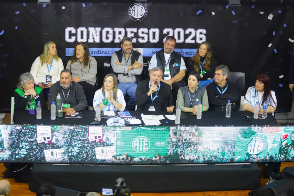 El 87% de los empleados públicos se endeuda para pagar alquiler, salud, comida y ropa