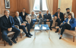 Tras la caída de la Ley de Tierras, el Gobierno reunió a la mesa política por la agenda legislativa
