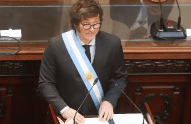 Javier Milei presentará el Presupuesto 2027 en el Congreso y abre una nueva negociación con gobernadores