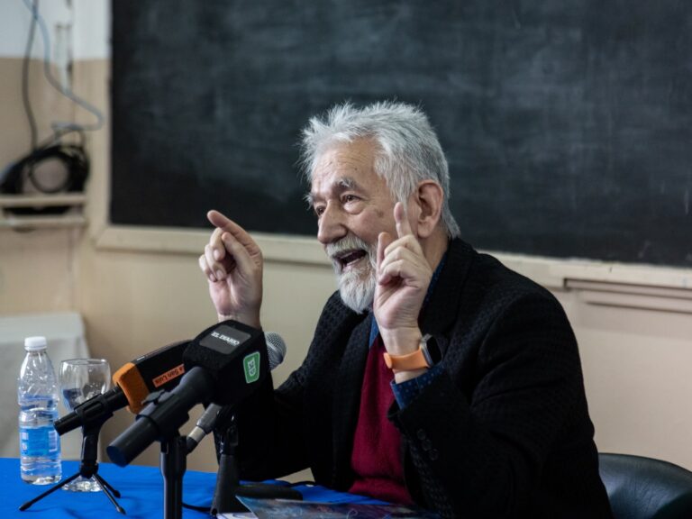 Alberto Rodríguez Saá volvió a la Mixta y revivió una década clave de la historia argentina