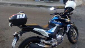 Conductor alcoholizado atropelló a dos policías en avenida Sarmiento y Córdoba