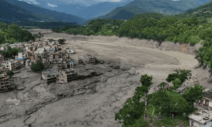 Nepal: impresionante avalancha de hielo y roca deja al menos 55 muertos