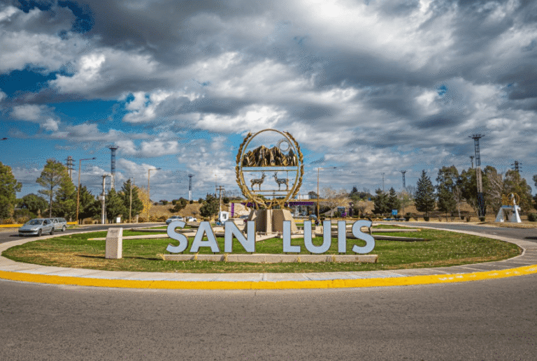 La ciudad de San Luis celebra 432 años de historia, identidad y tradición