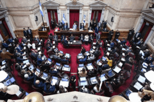 El Senado aprobó los 67 pliegos judiciales y se prepara para debatir la reforma política