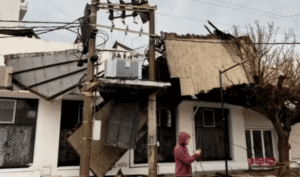 Fuerte temporal en Córdoba y Santa Fe: granizo y ráfagas destruyeron techos y tumbaron árboles