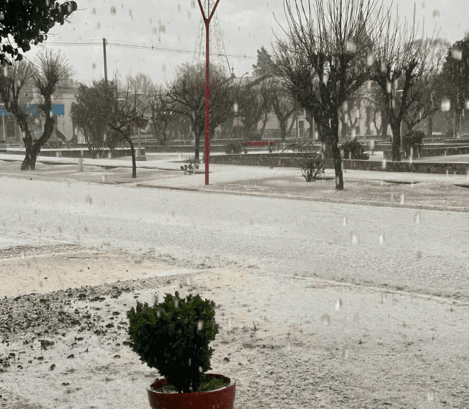 Una fuerte tormenta sorprendió a vecinos del departamento San Martín 