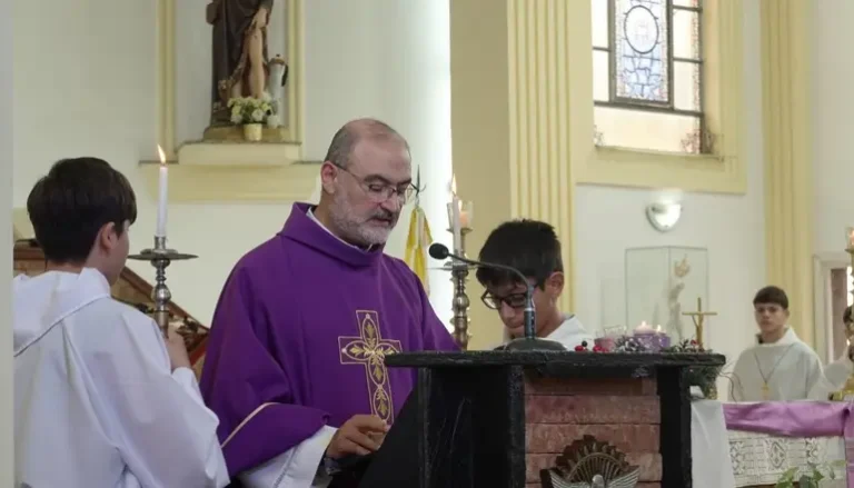 VIDEO | La Iglesia de San Luis se prepara para la visita del Papa León XIV a la Argentina